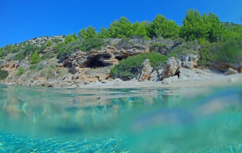 Island Brač & Golden horn - Private speedboat tour