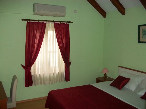 Ivica Room R2