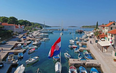 Islands Brač, Šolta & Blue lagoon - Private speedboat tour