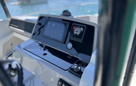 Jeanneau Cap Camarat 7.5 CC